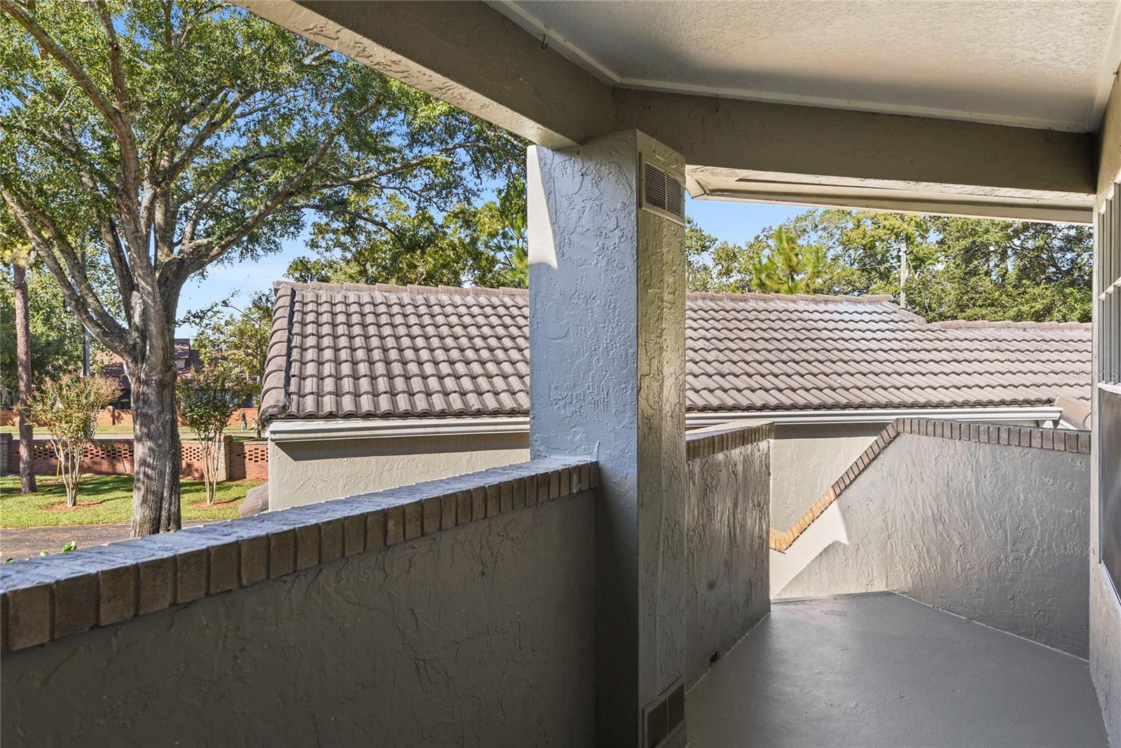 Image 6 of 40 For 3996 Radley Court 3996