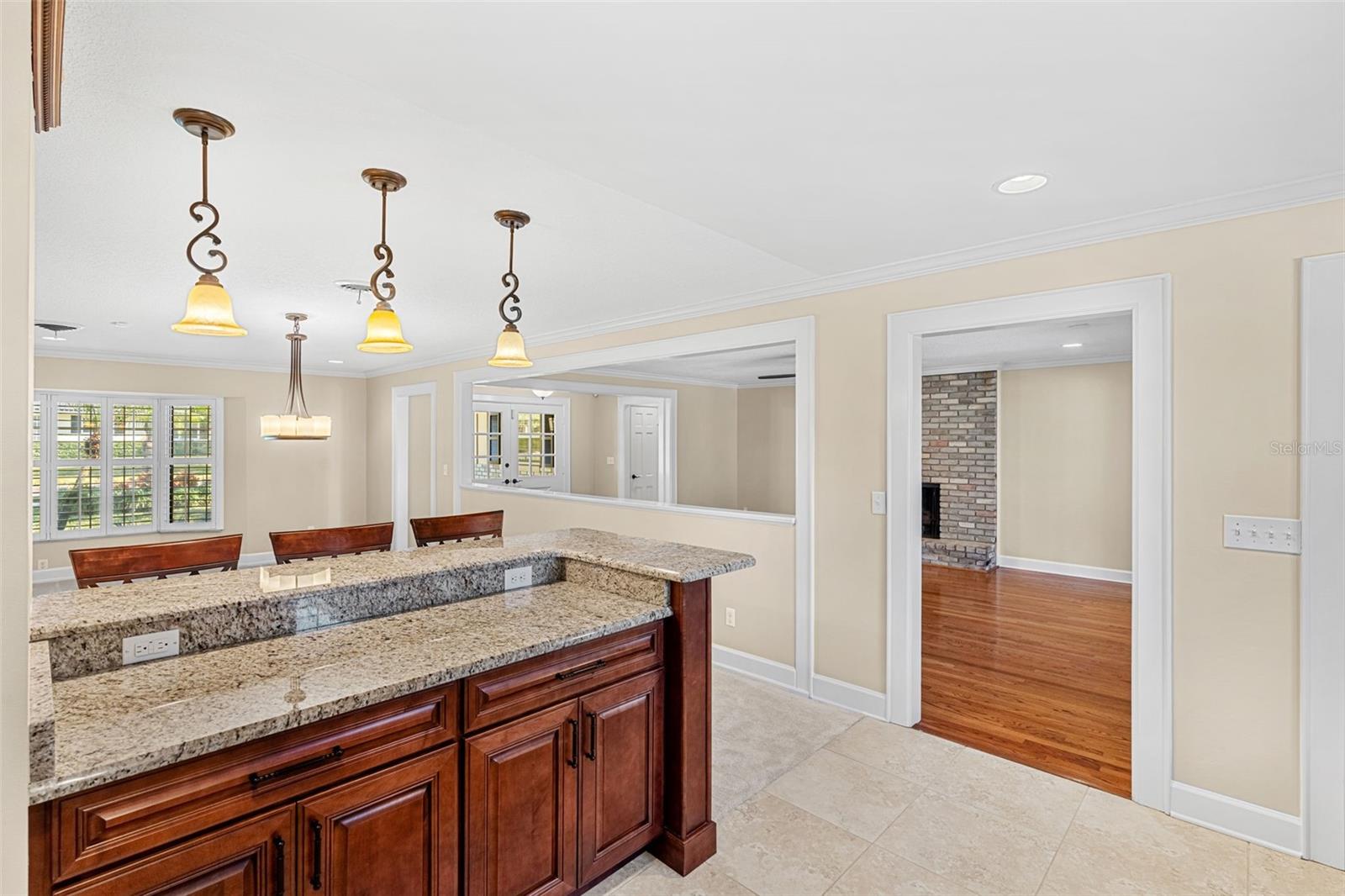 Image 20 of 55 For 1421 Sunnyside Drive