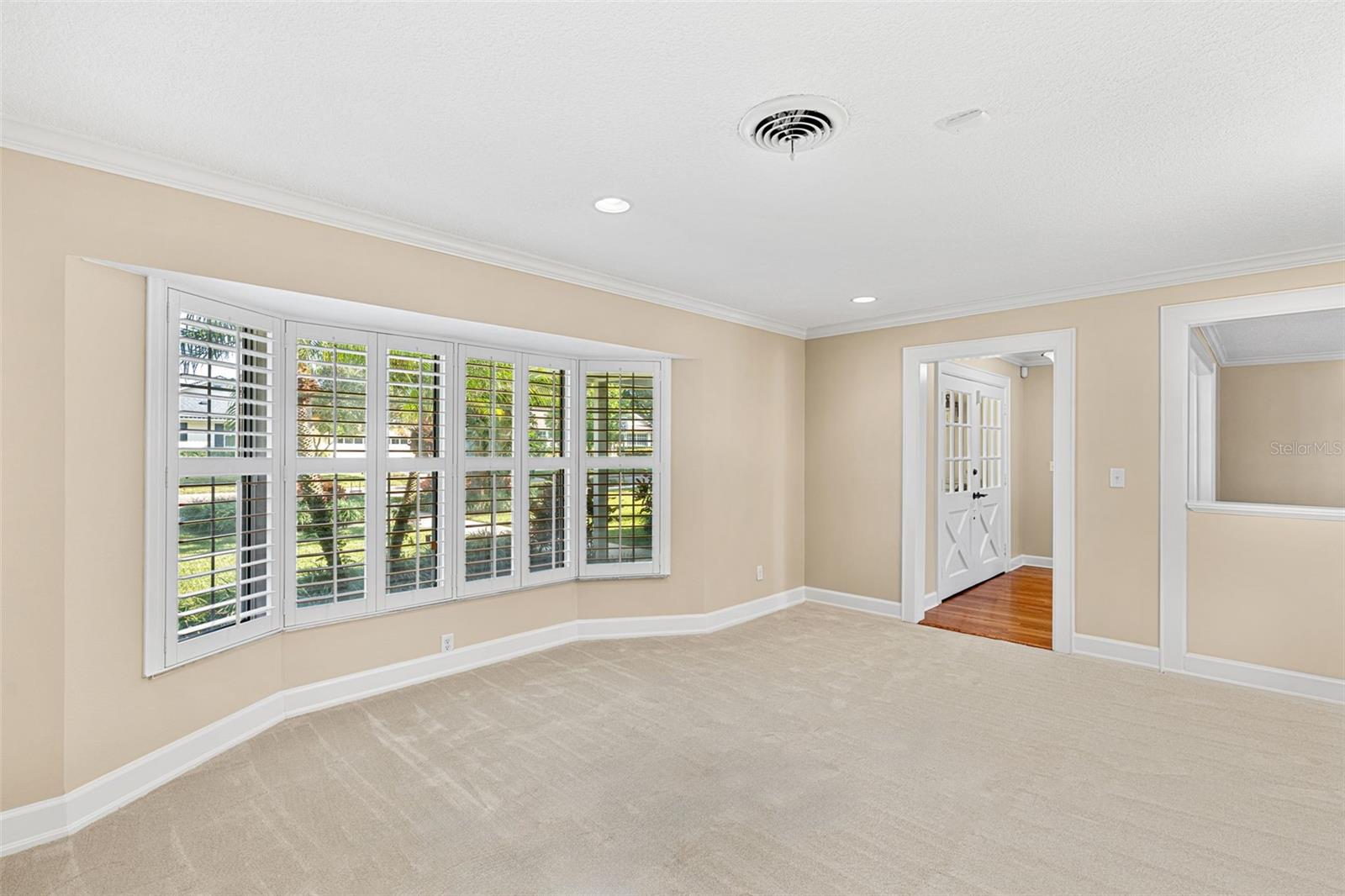 Image 23 of 55 For 1421 Sunnyside Drive