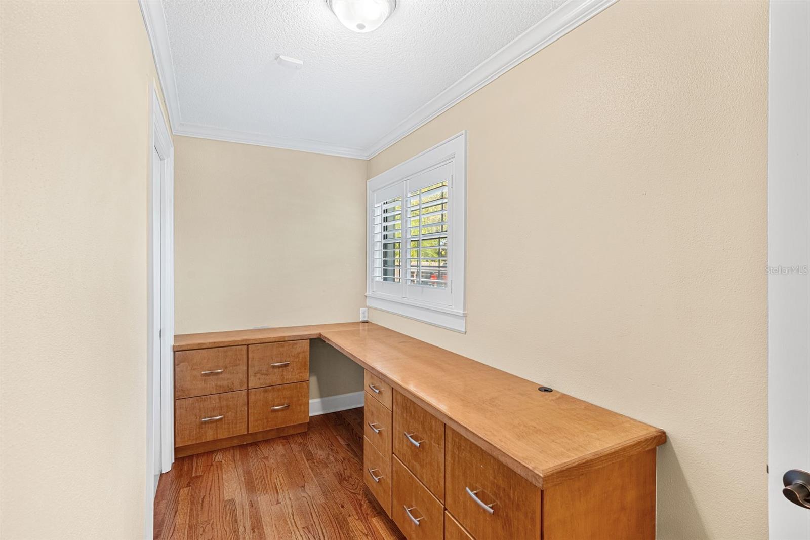 Image 24 of 55 For 1421 Sunnyside Drive