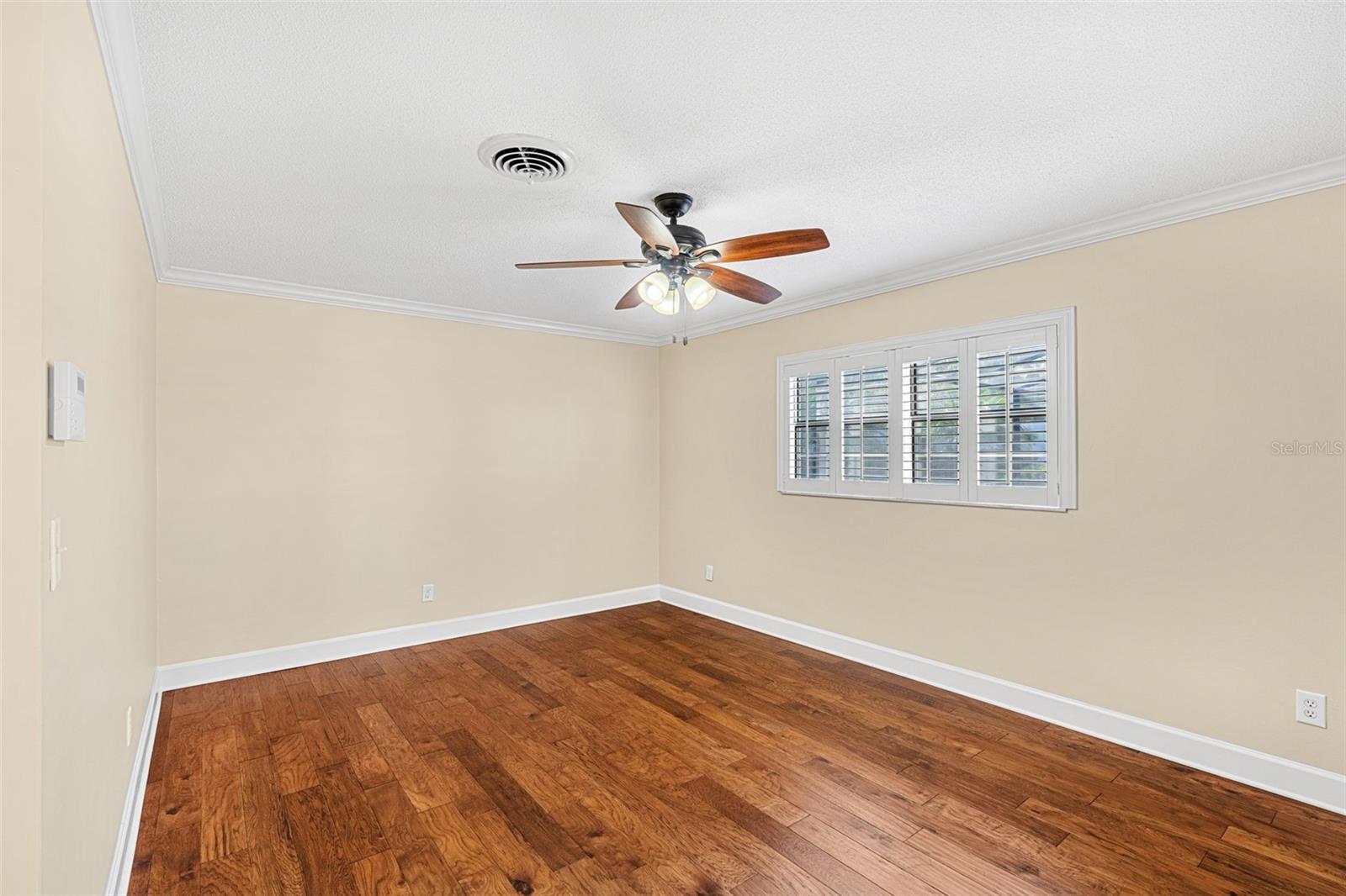 Image 33 of 55 For 1421 Sunnyside Drive