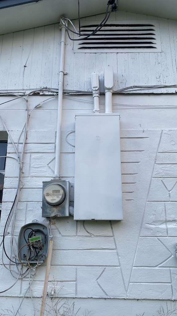 Image 10 of 14 For 1001 16th Court