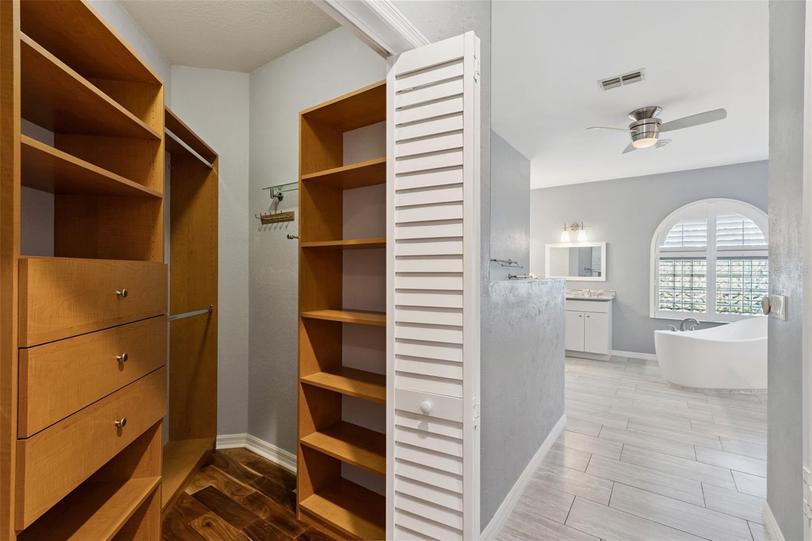 Image 28 of 63 For 2125 Kane Park Way