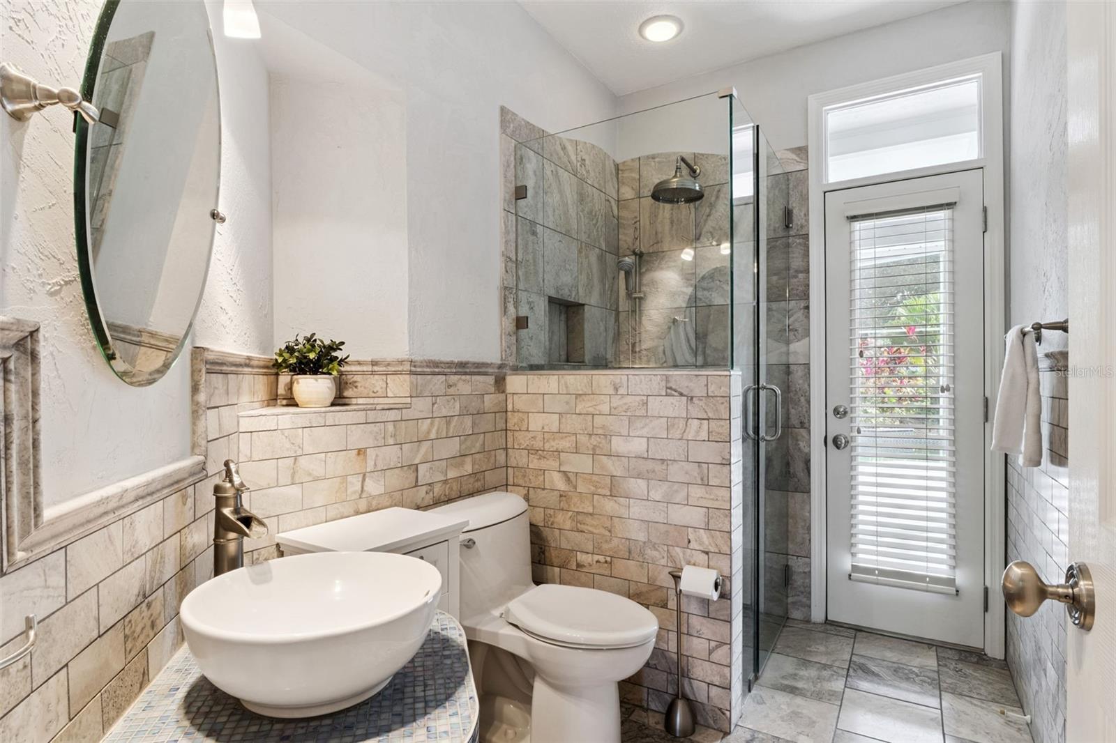 Image 34 of 63 For 2125 Kane Park Way