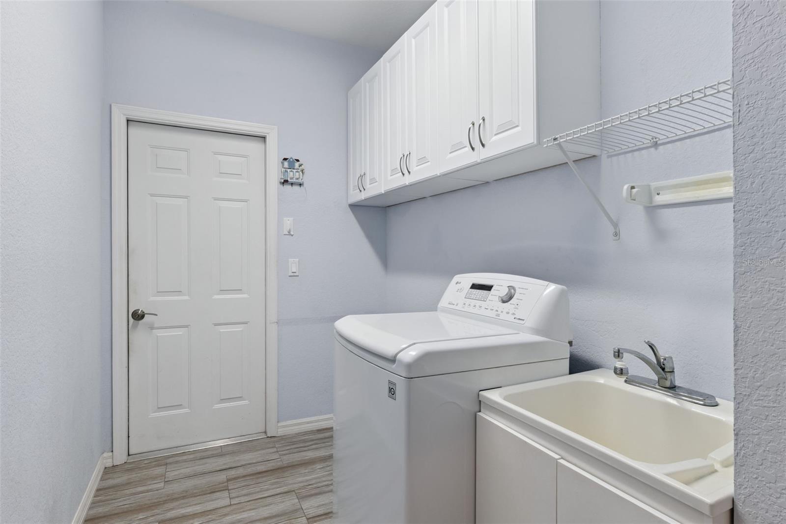 Image 35 of 63 For 2125 Kane Park Way