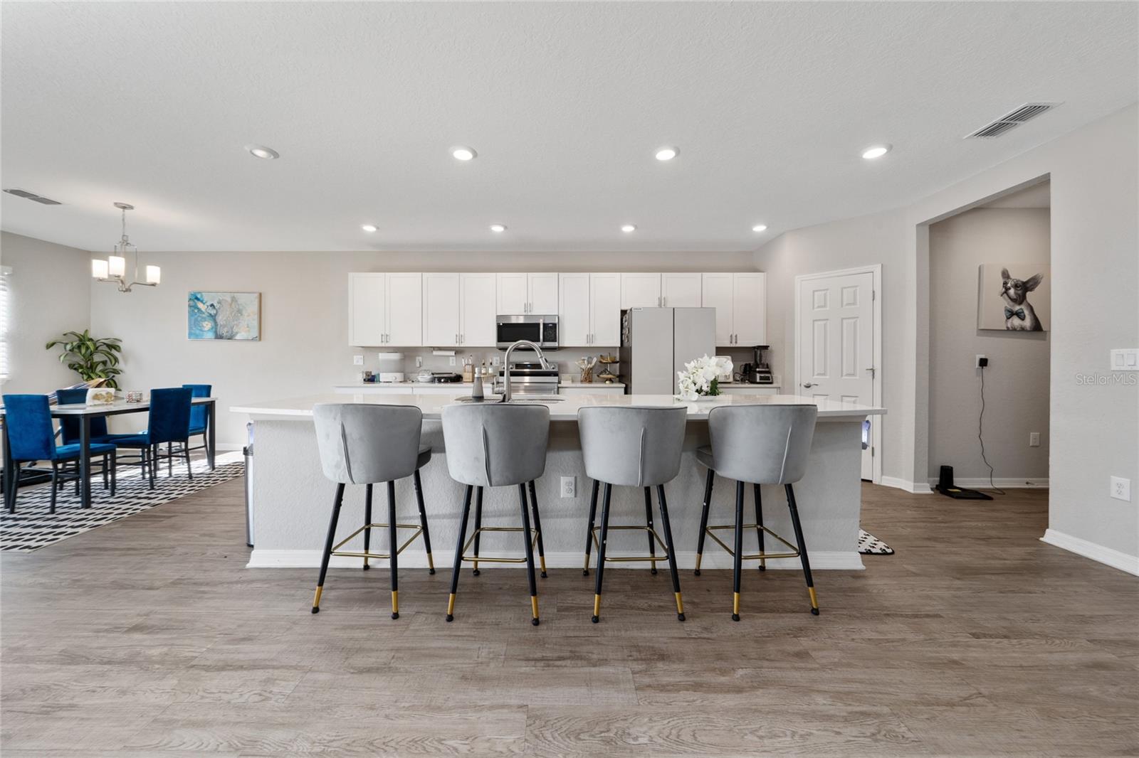 Image 14 of 34 For 419 Lily Lane