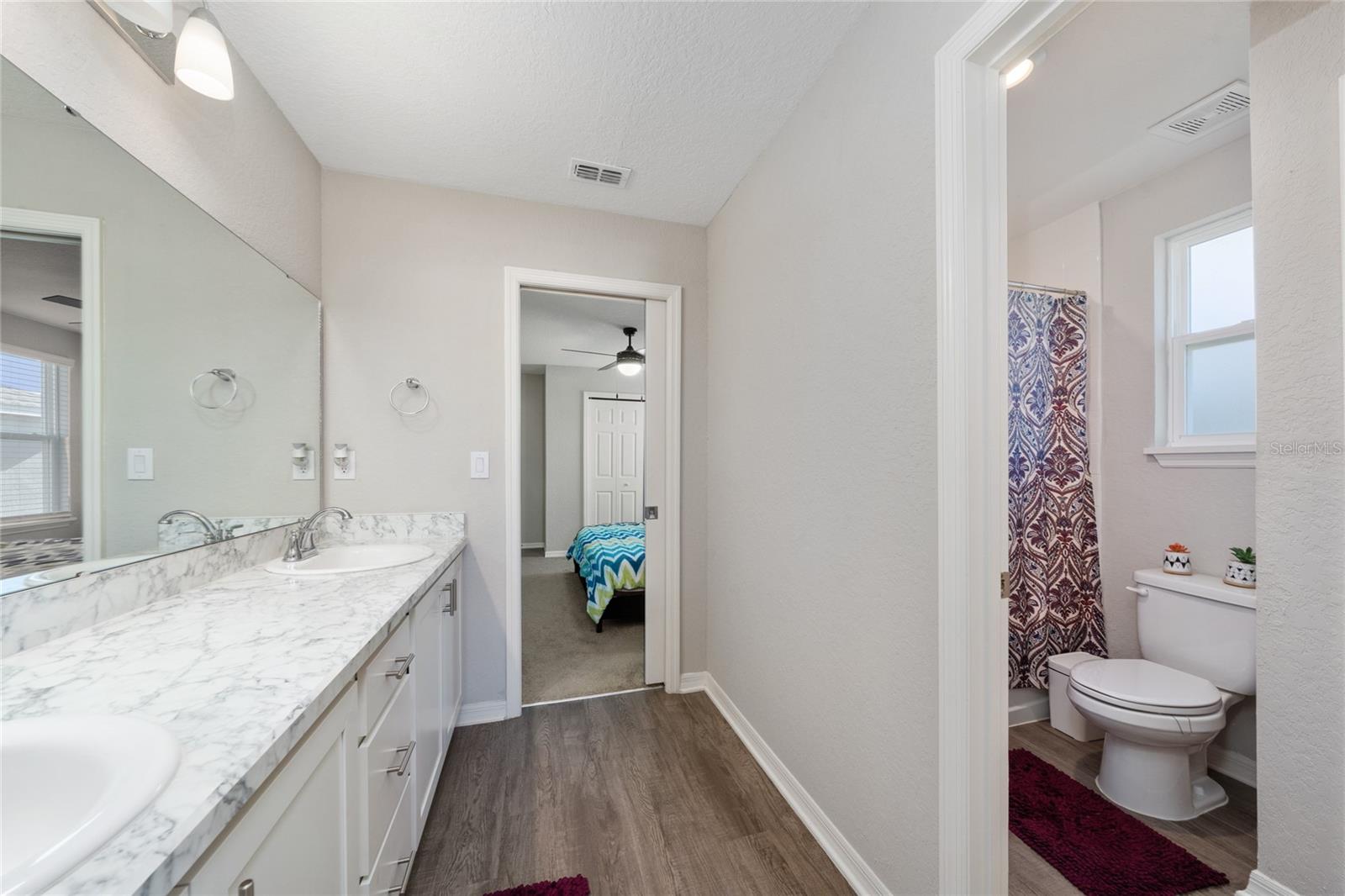 Image 24 of 34 For 419 Lily Lane