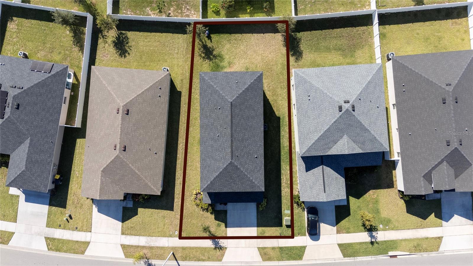 Image 4 of 34 For 419 Lily Lane