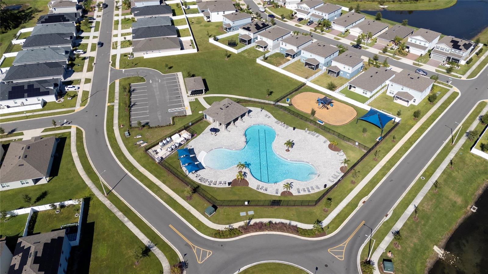 Image 8 of 34 For 419 Lily Lane