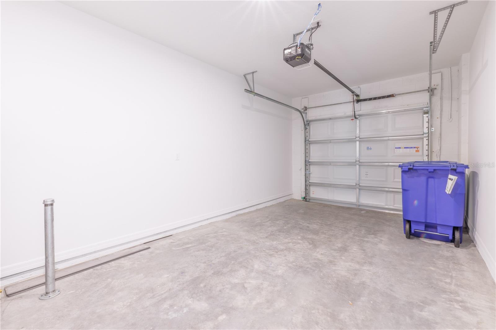 Image 24 of 31 For 3328 Thicket Street