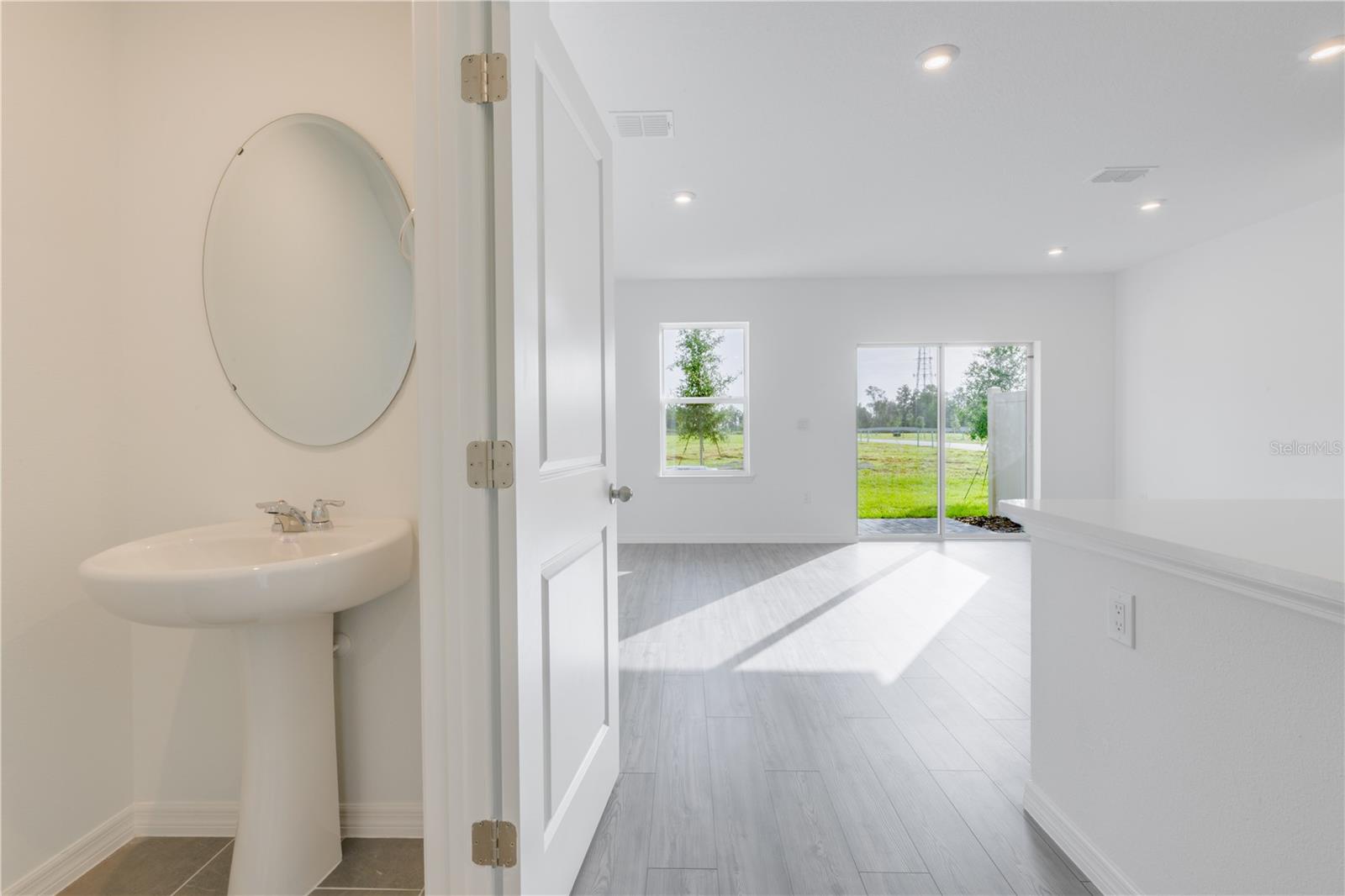 Image 8 of 31 For 3328 Thicket Street