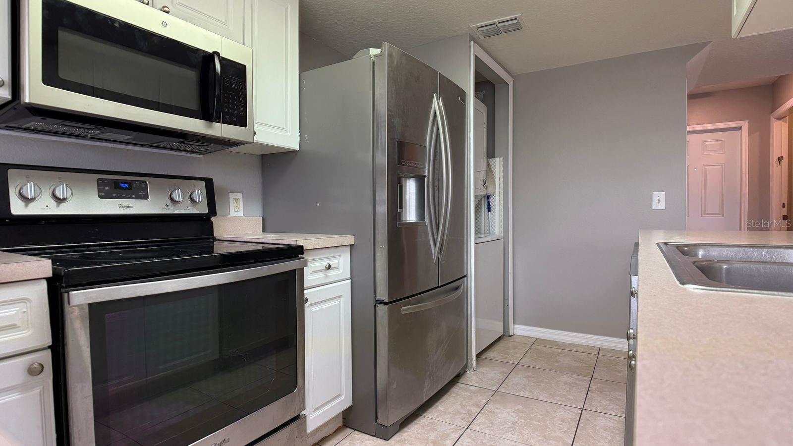 Image 10 of 28 For 211 Caribbean Drive