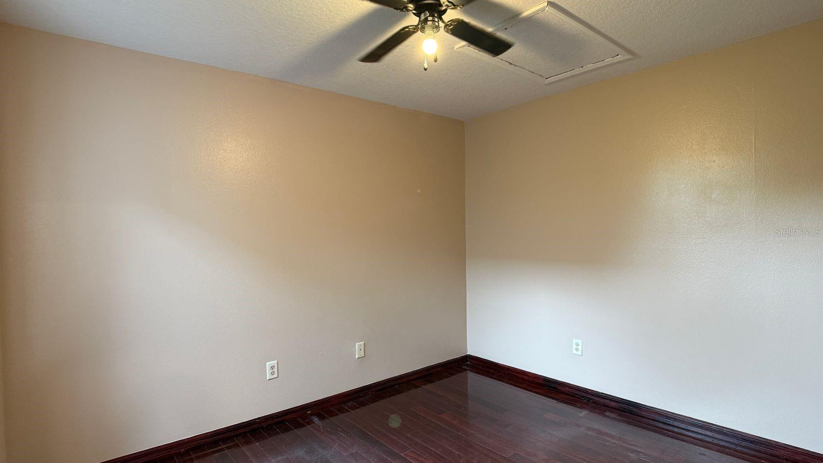 Image 12 of 28 For 211 Caribbean Drive