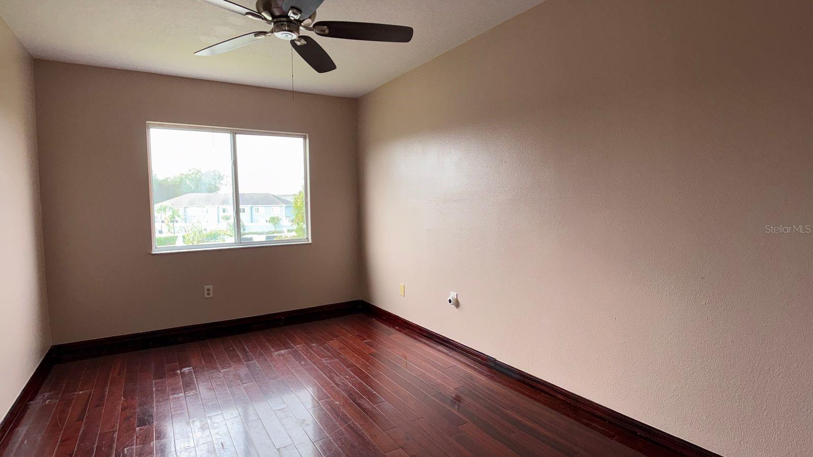 Image 16 of 28 For 211 Caribbean Drive