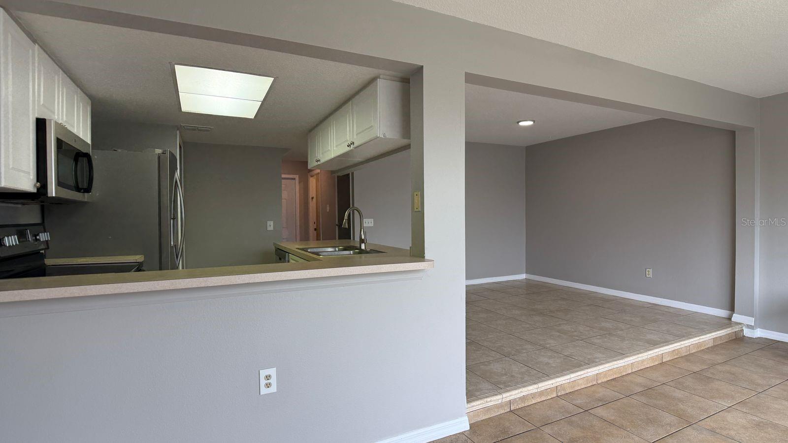 Image 8 of 28 For 211 Caribbean Drive