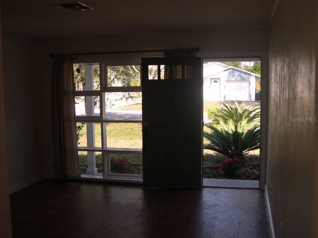 Image 2 of 12 For 220 Golden Days Drive