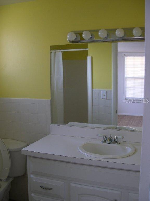 Image 9 of 12 For 220 Golden Days Drive