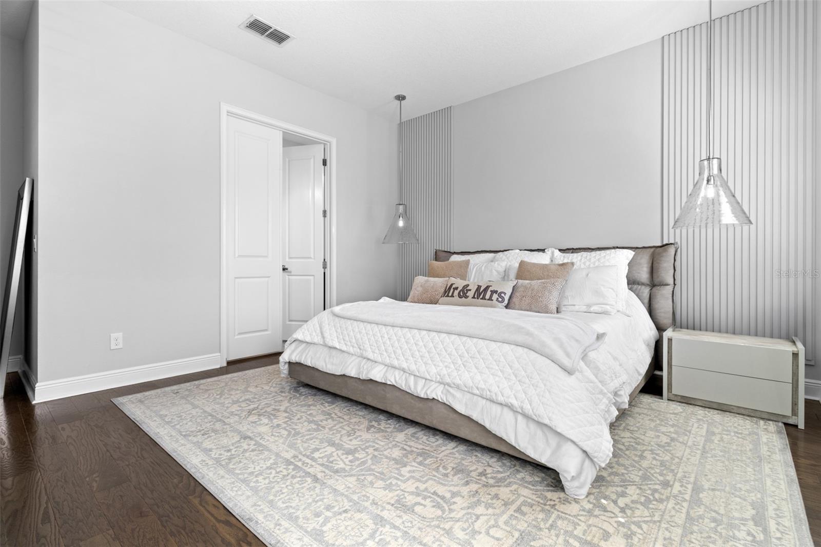 Image 15 of 58 For 13612 Lessing Avenue