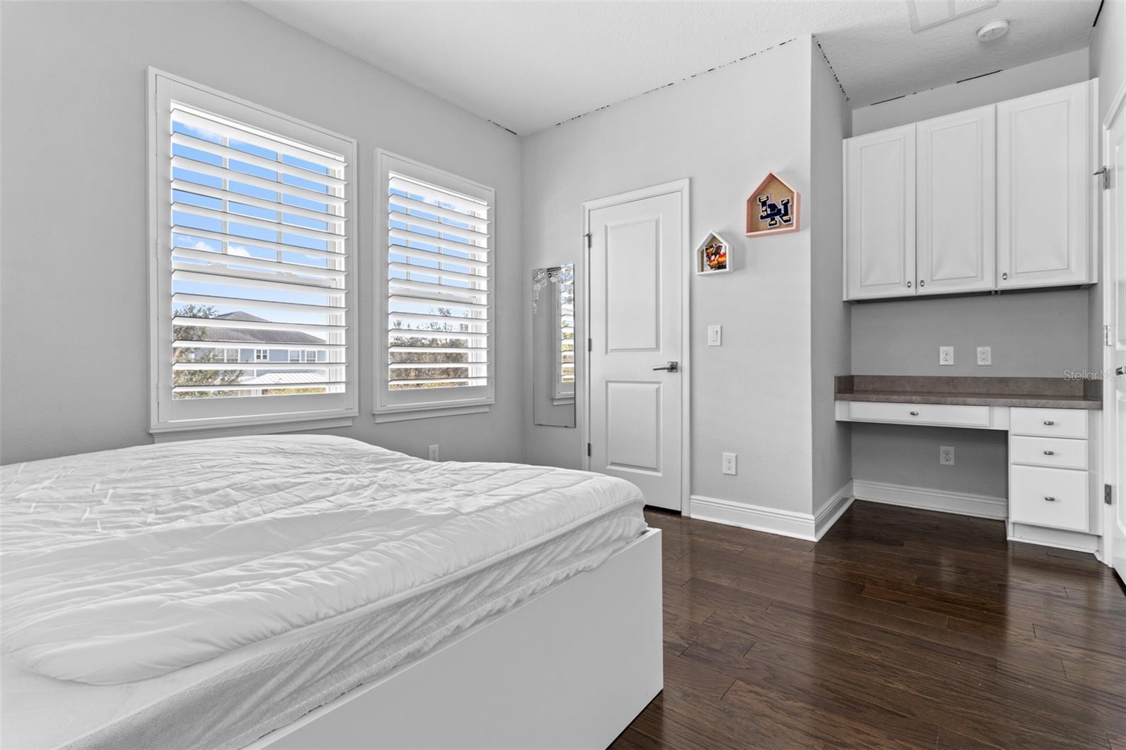 Image 36 of 58 For 13612 Lessing Avenue