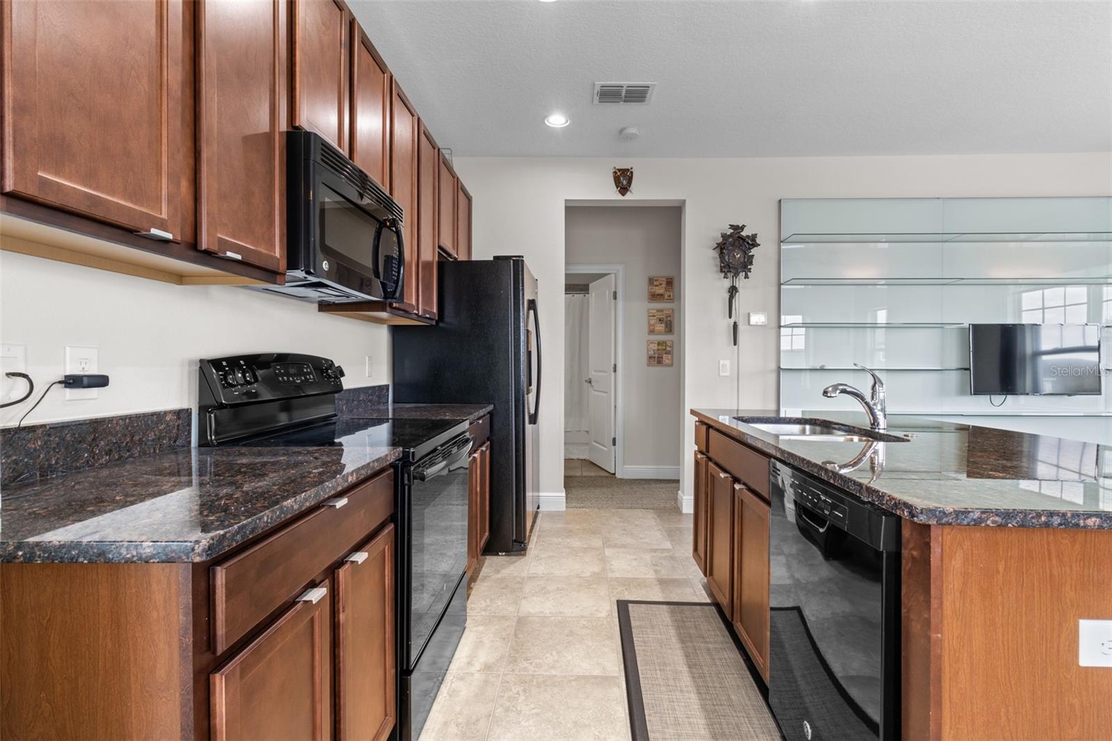 Image 42 of 58 For 13612 Lessing Avenue