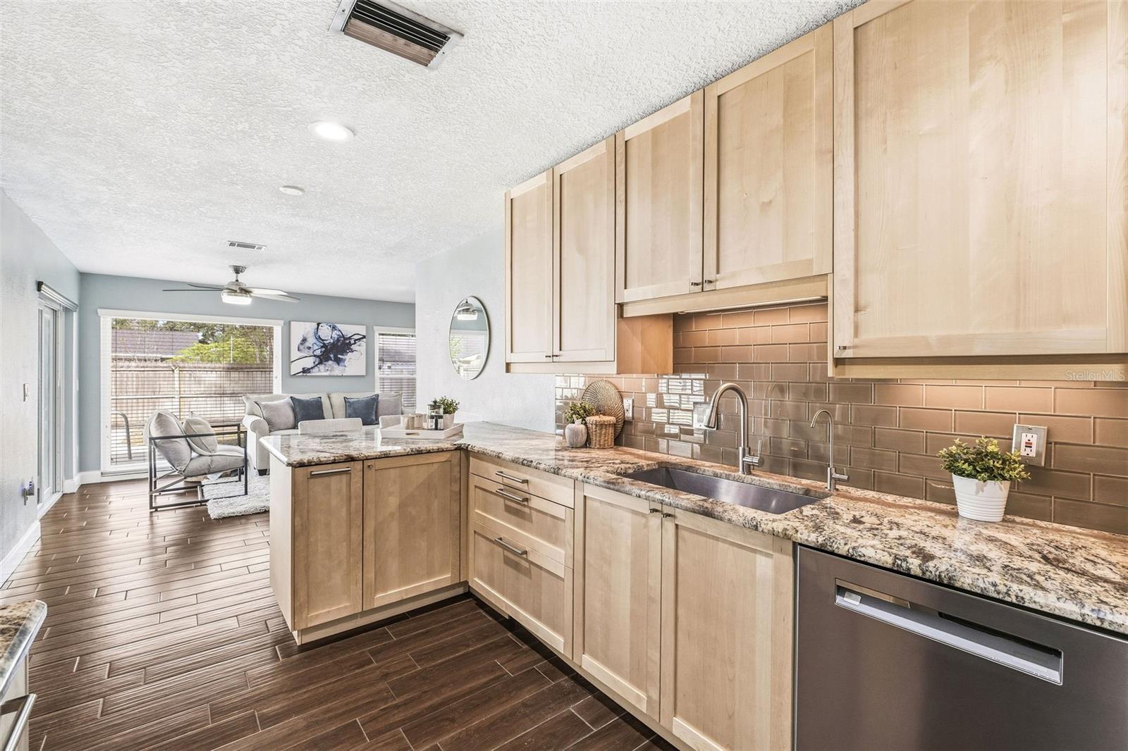 Image 8 of 30 For 5037 Nadine Street