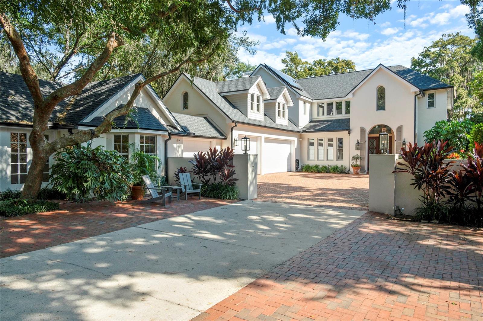 Image 2 of 78 For 1860 Summerland Avenue