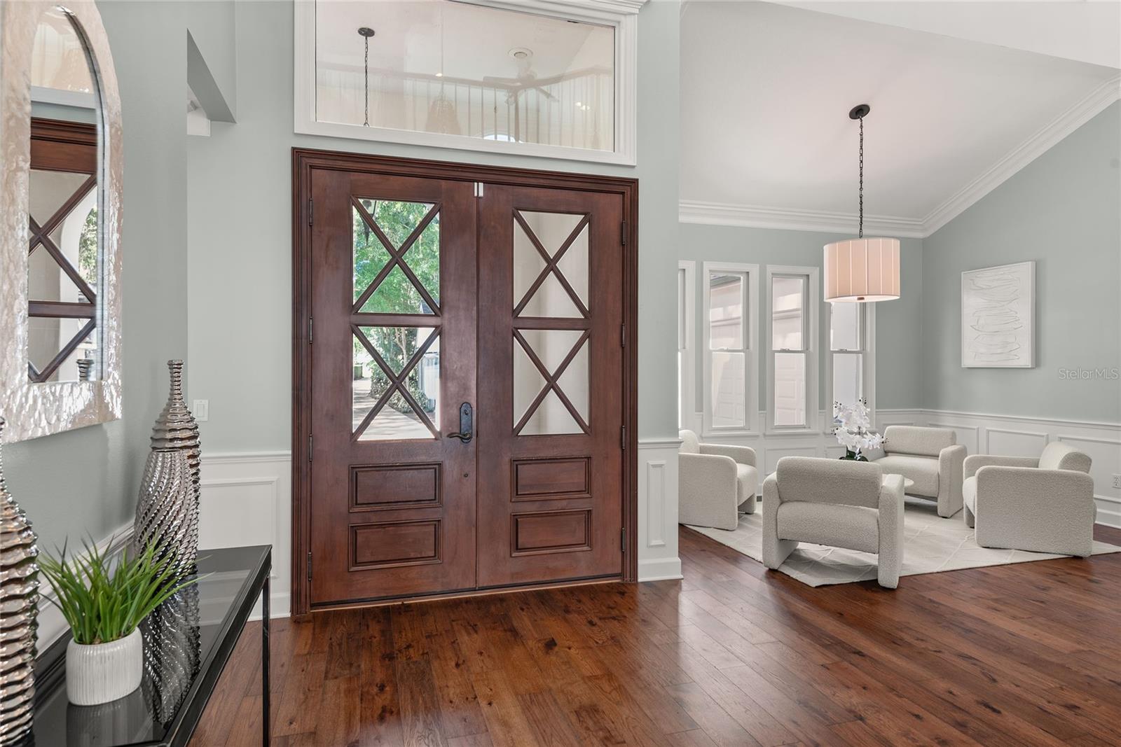 Image 3 of 78 For 1860 Summerland Avenue