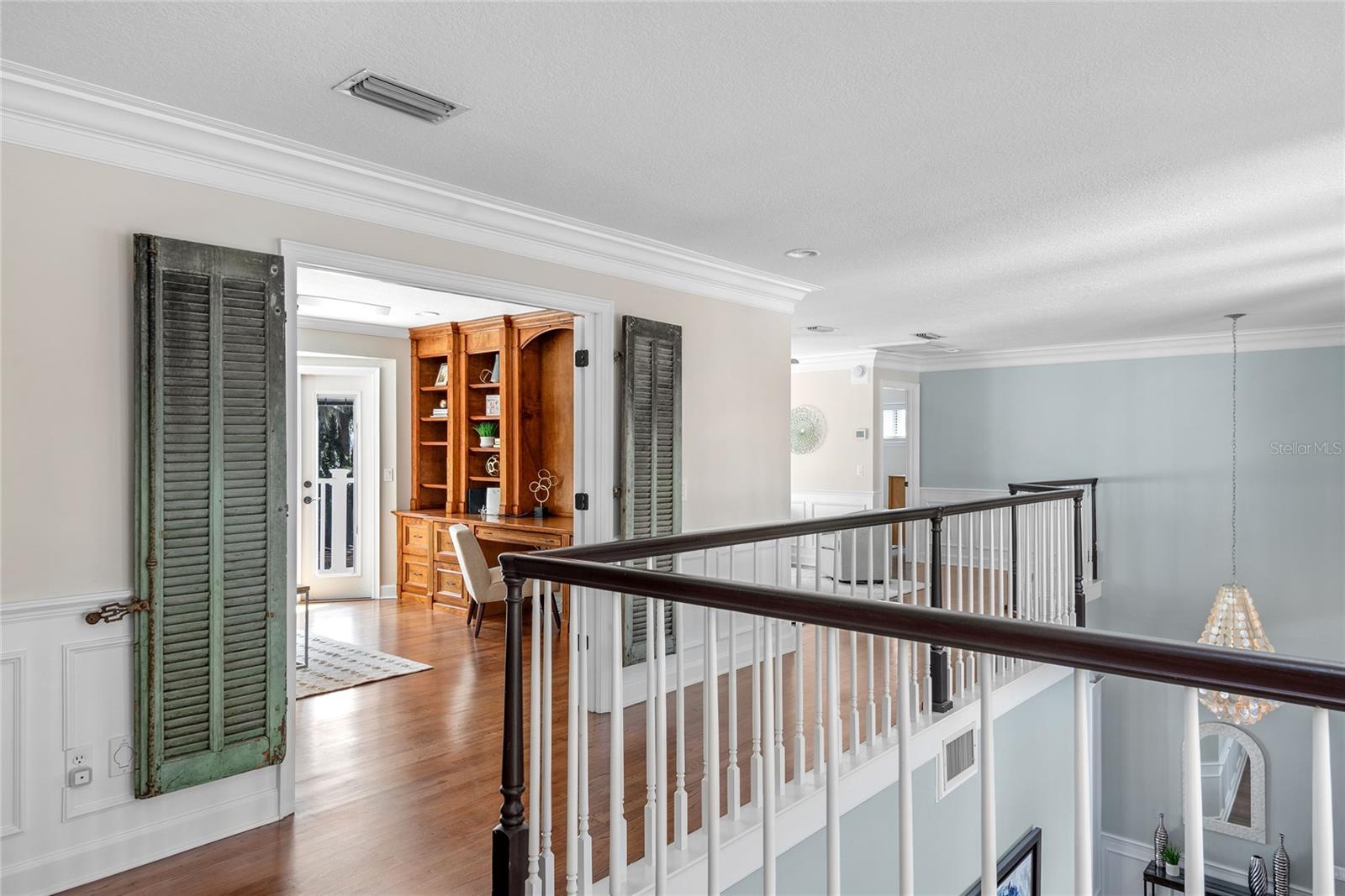 Image 32 of 78 For 1860 Summerland Avenue