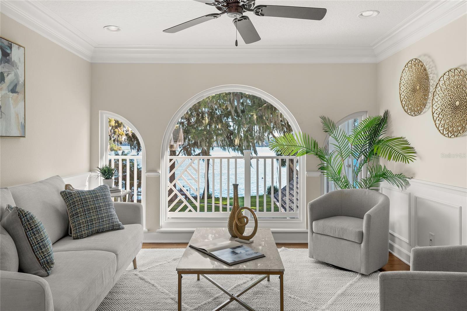 Image 35 of 78 For 1860 Summerland Avenue