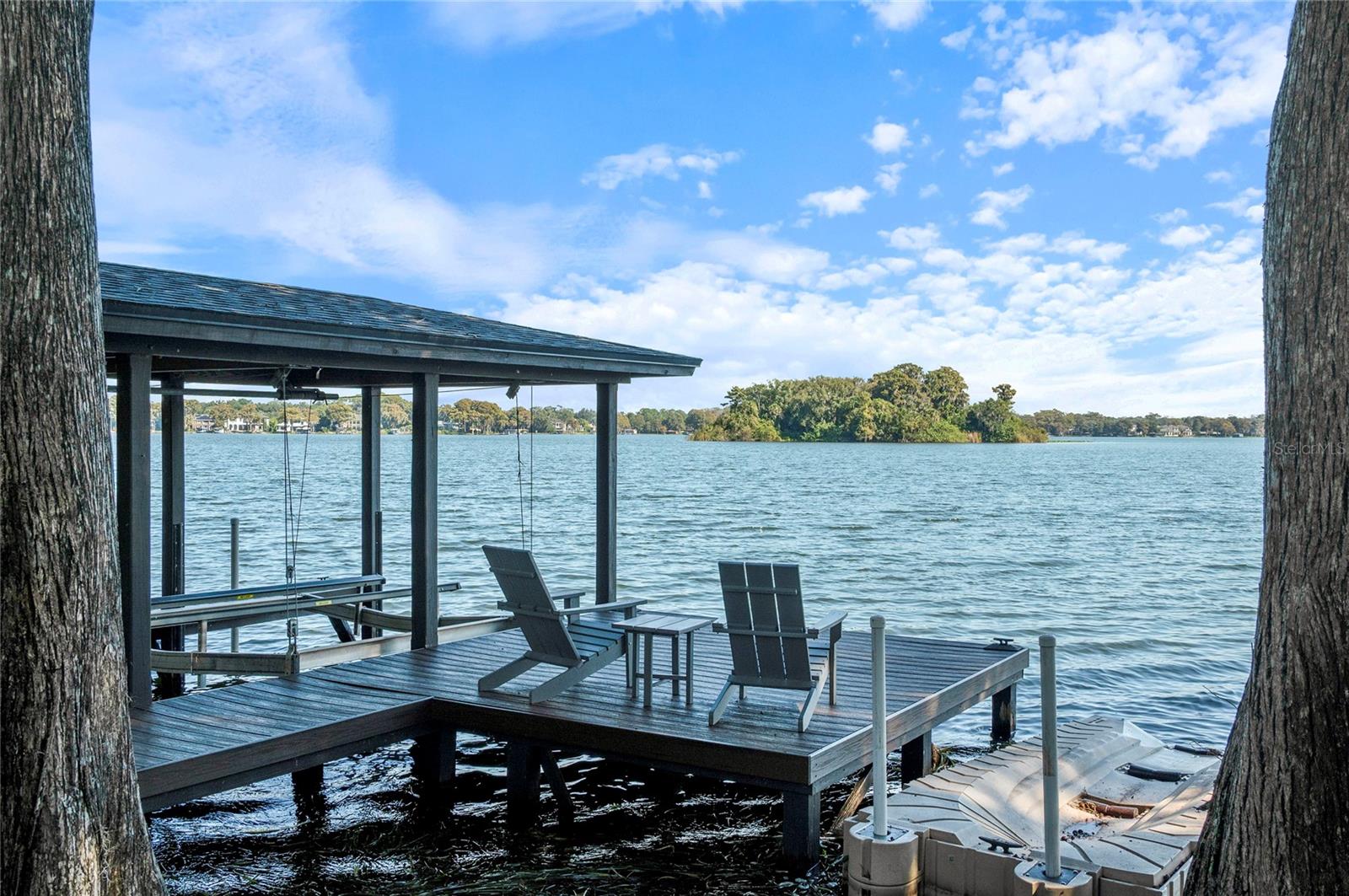 Image 59 of 78 For 1860 Summerland Avenue