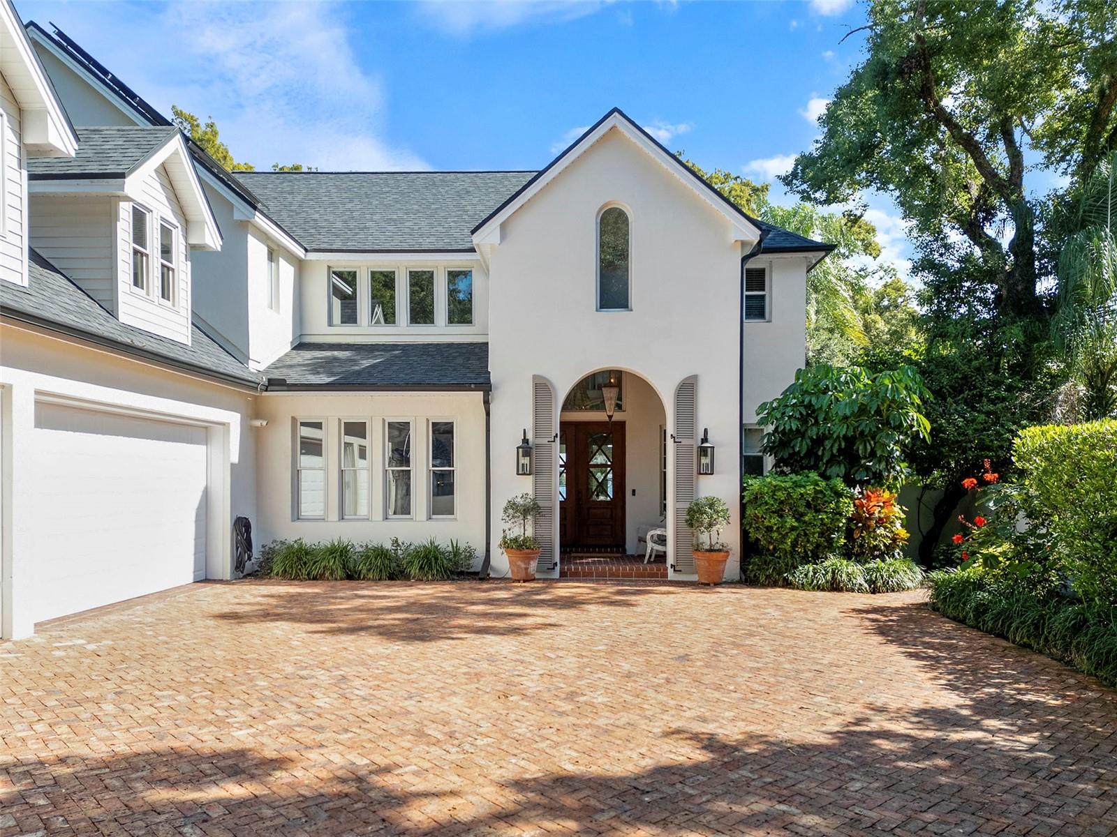 Image 70 of 78 For 1860 Summerland Avenue