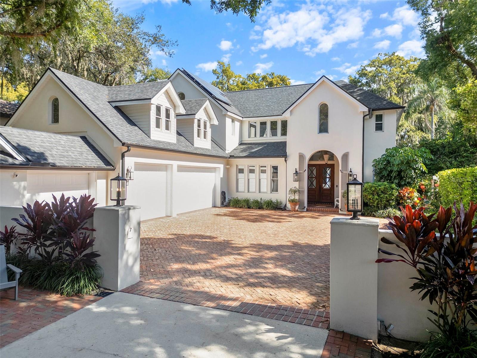 Image 71 of 78 For 1860 Summerland Avenue