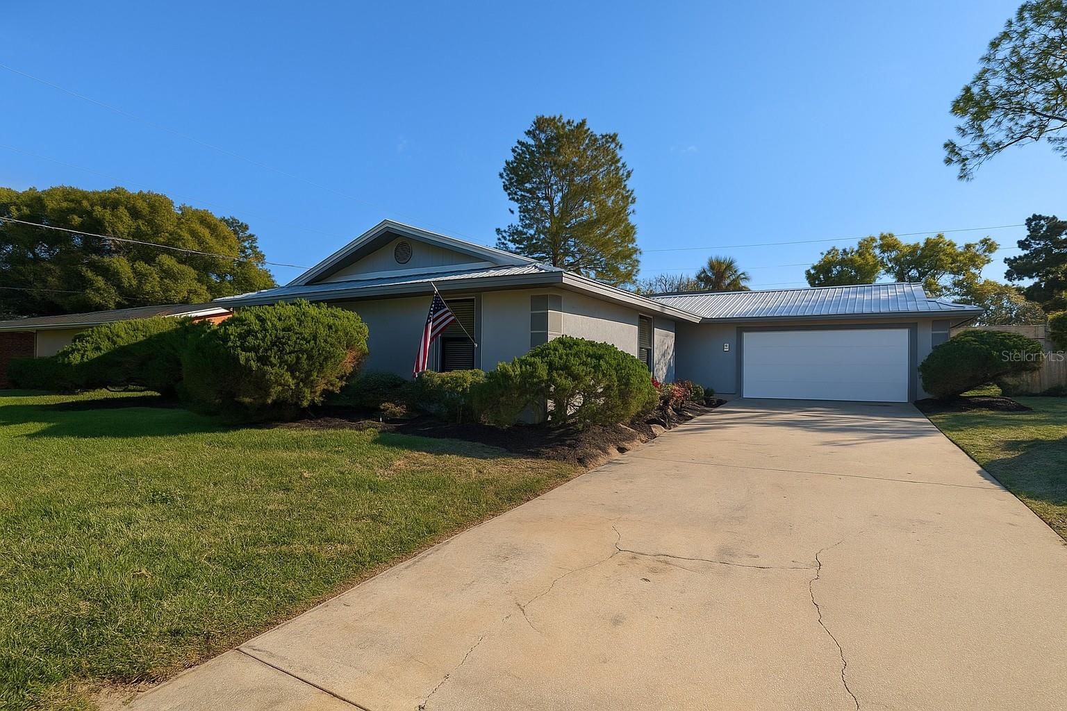 Image 2 of 23 For 349 Water Oak Lane