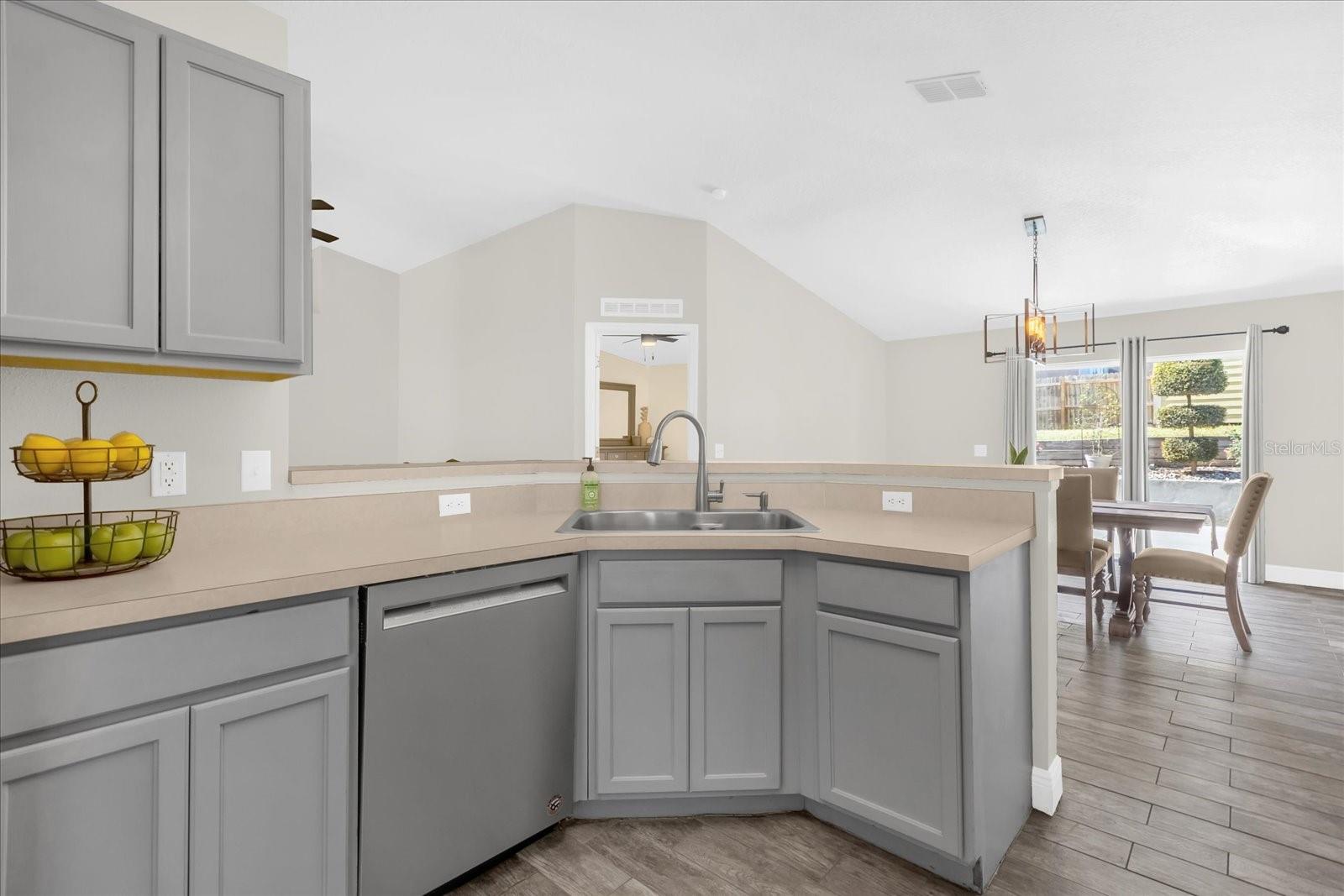 Image 10 of 30 For 1821 Western Hills Lane