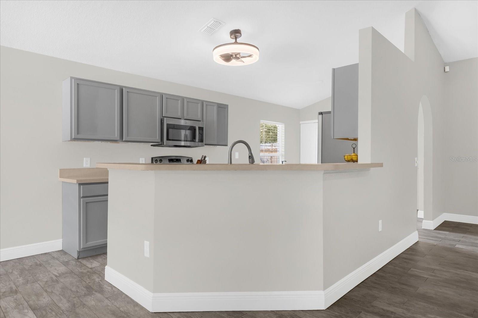 Image 11 of 30 For 1821 Western Hills Lane