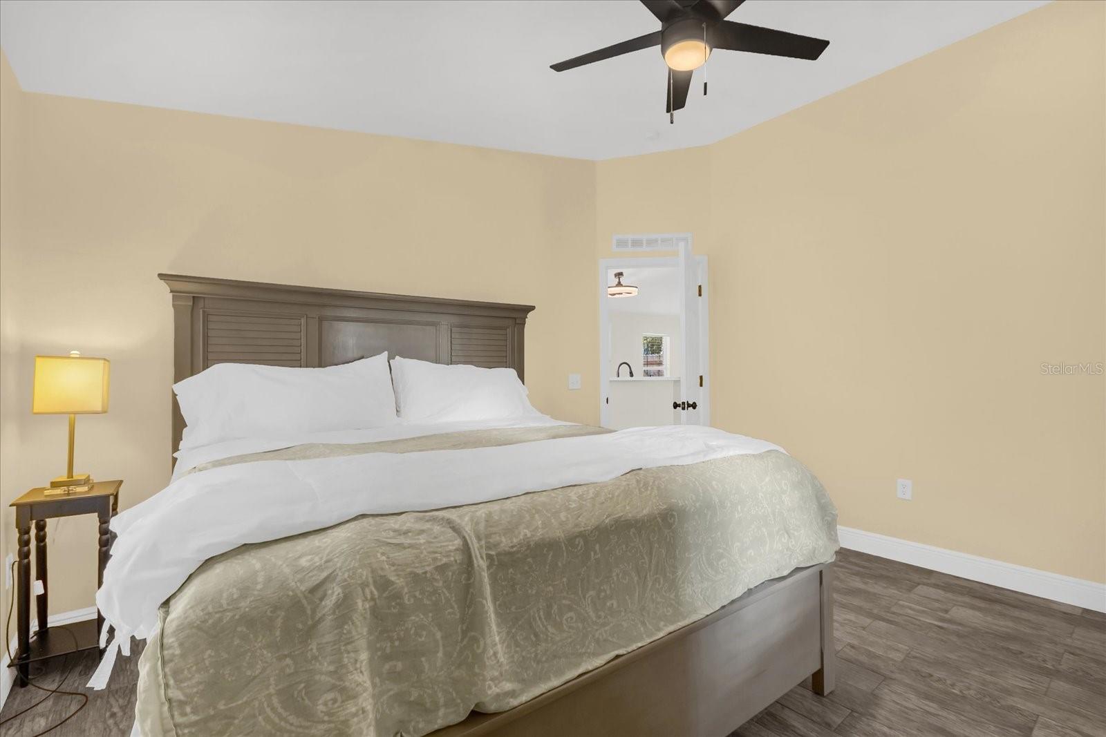 Image 19 of 30 For 1821 Western Hills Lane