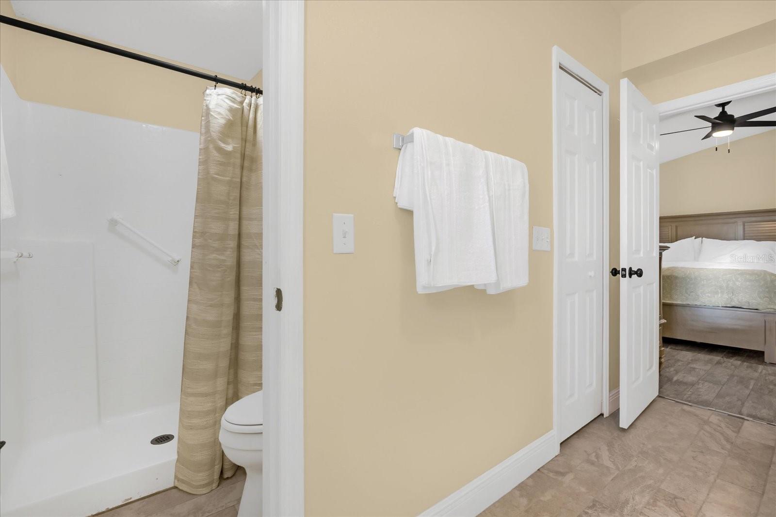 Image 20 of 30 For 1821 Western Hills Lane