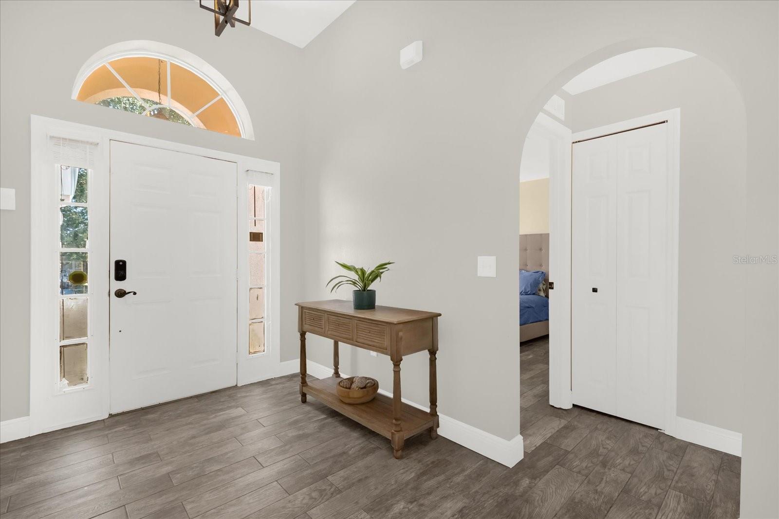 Image 3 of 30 For 1821 Western Hills Lane