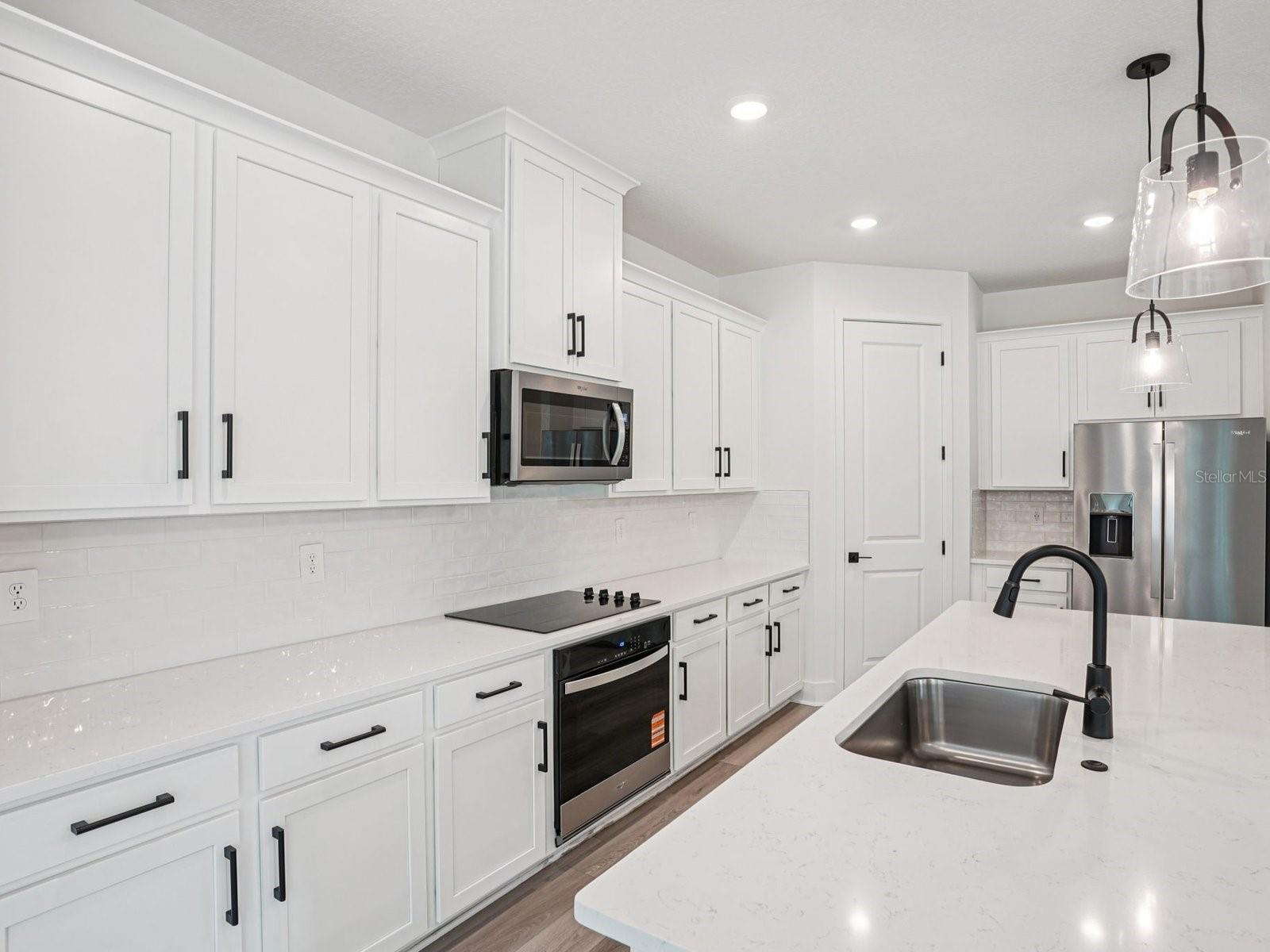 Image 4 of 38 For 584 Brookhaven Trail