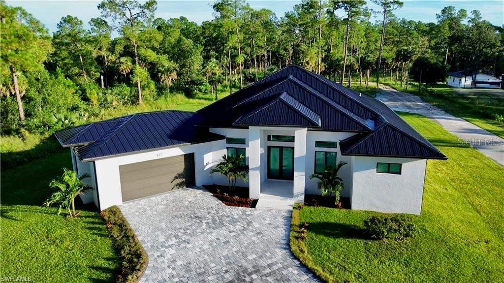 Details for 927 12th Avenue Ne, NAPLES, FL 34120