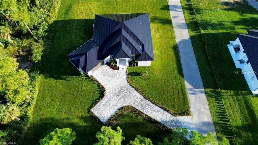 Image 31 of 32 For 927 12th Avenue Ne