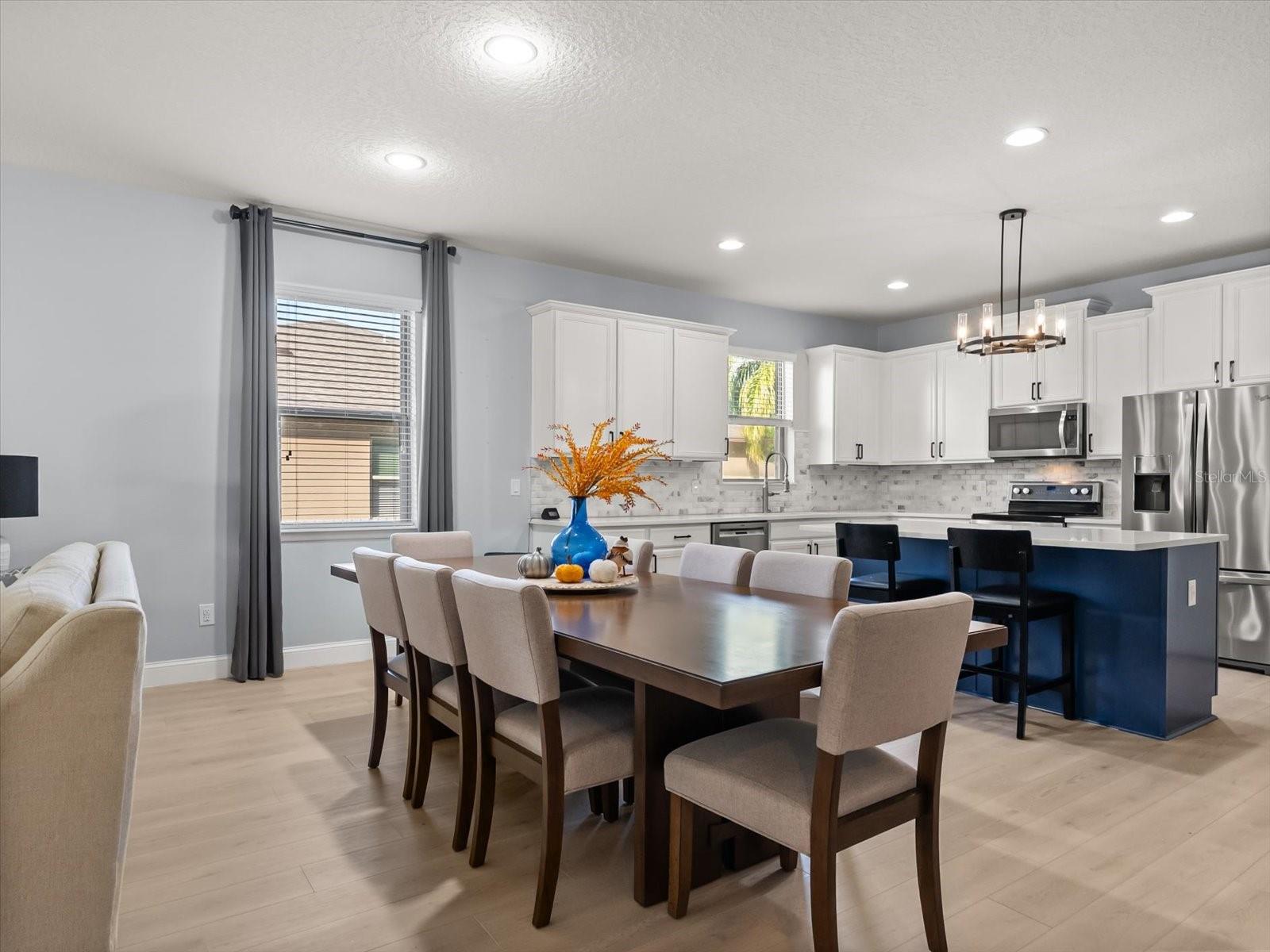 Image 12 of 40 For 30021 Donnington Loop