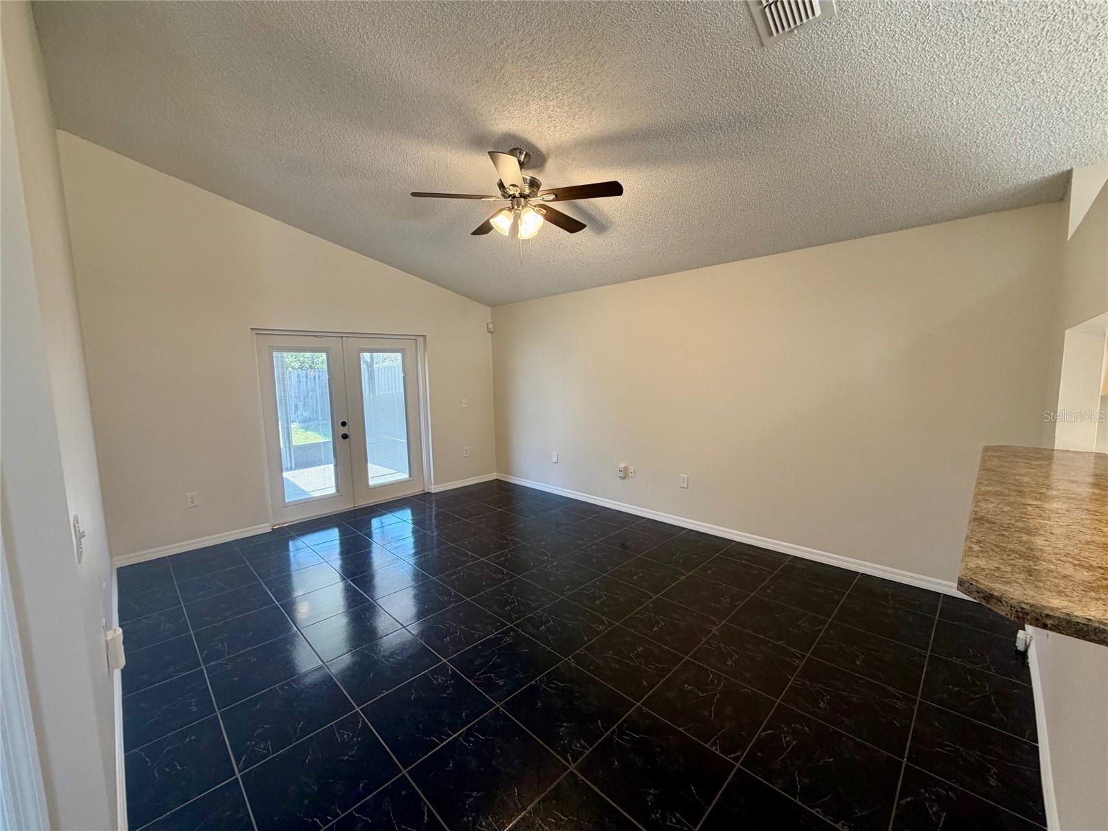 Image 13 of 28 For 809 Brightview Drive