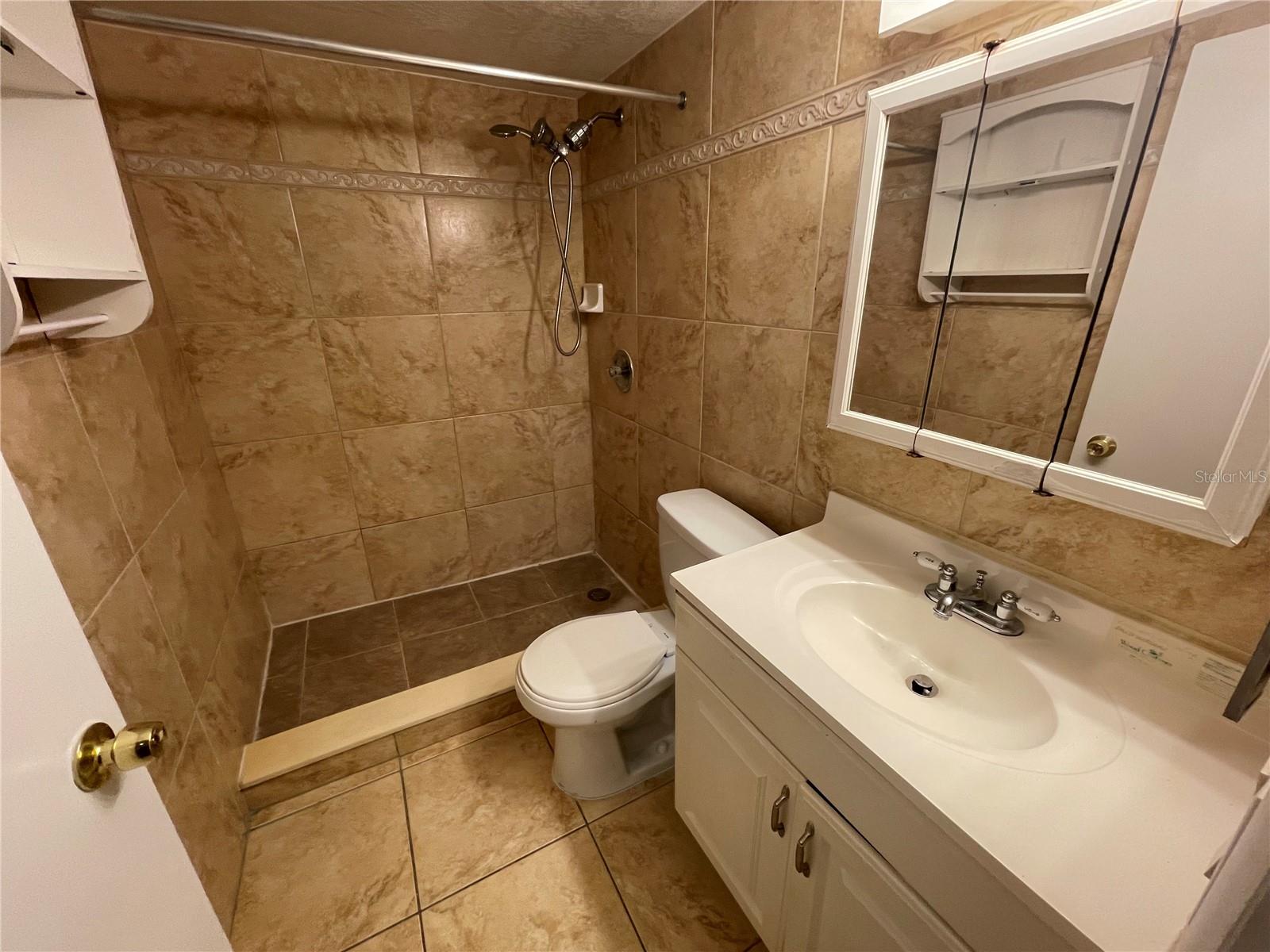 Image 5 of 11 For 5053 Eaglesmere Drive