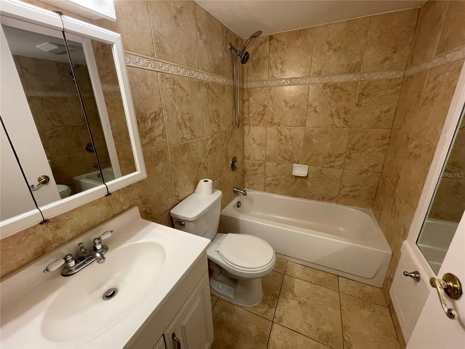 Image 7 of 11 For 5053 Eaglesmere Drive