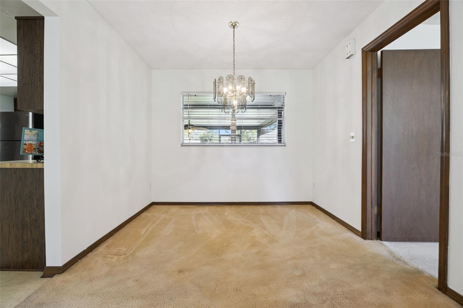 Image 13 of 64 For 100 Wyndham Court