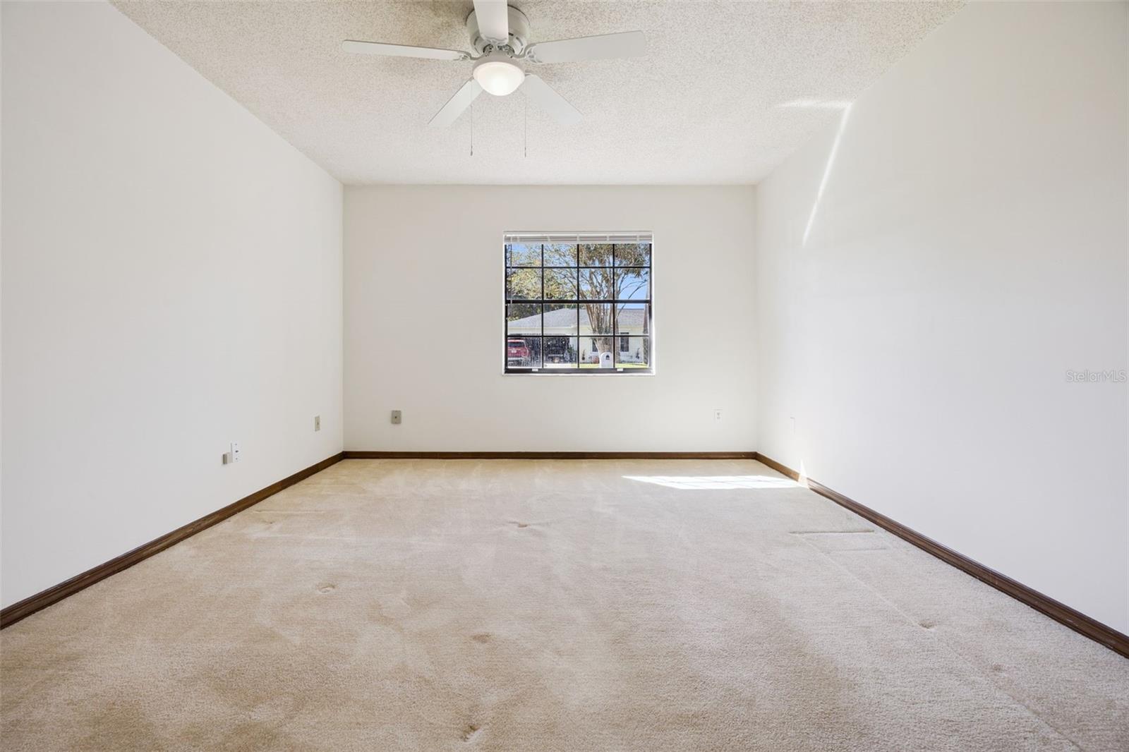 Image 15 of 64 For 100 Wyndham Court