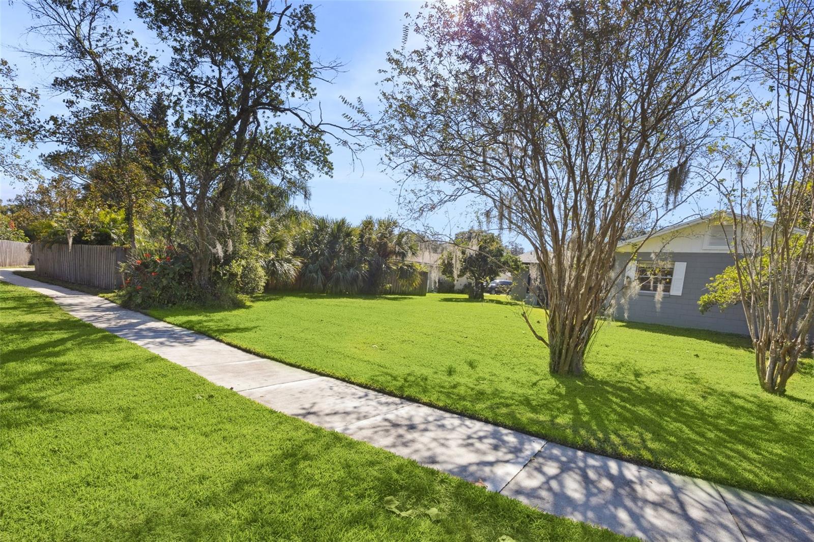 Image 49 of 64 For 100 Wyndham Court