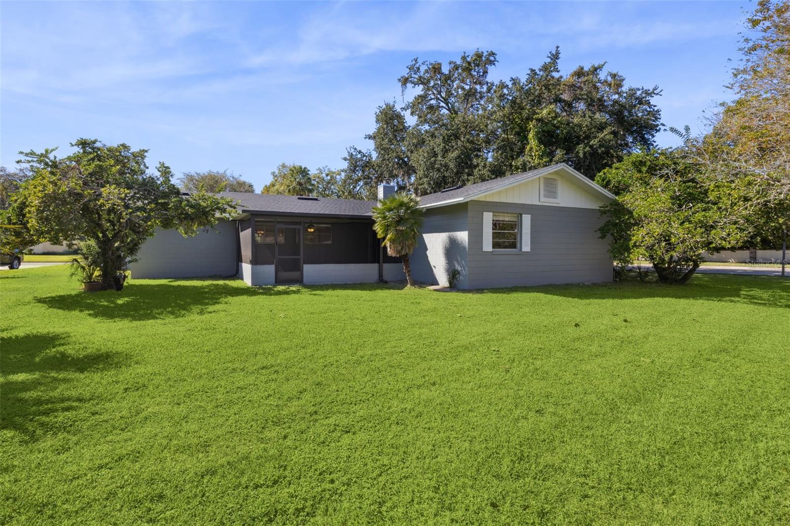 Image 50 of 64 For 100 Wyndham Court