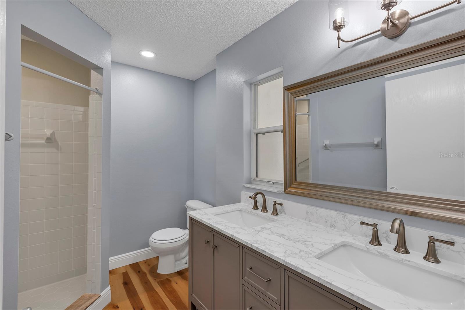 Image 18 of 44 For 9755 94th Terrace C